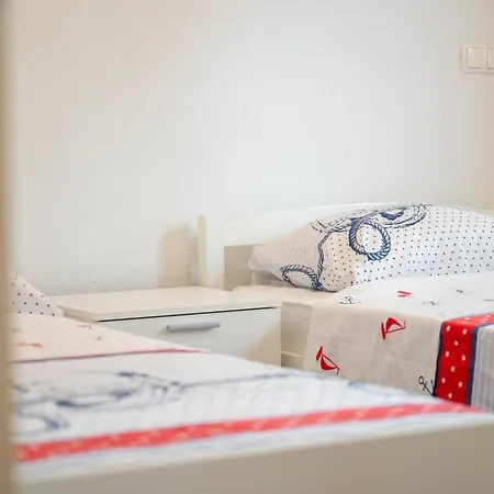 Neno Apartment *