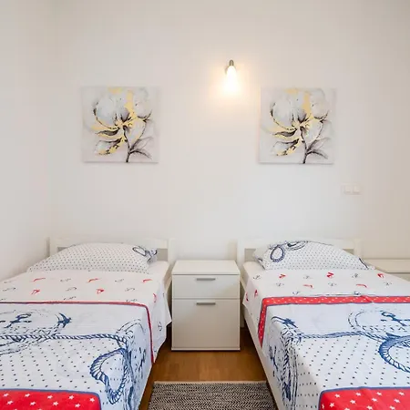 Neno Apartment